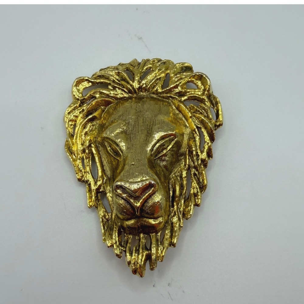 Vintage‎ Lion Head Belt Buckle Gold Tone Statement Animal Regency Metallic 4x3